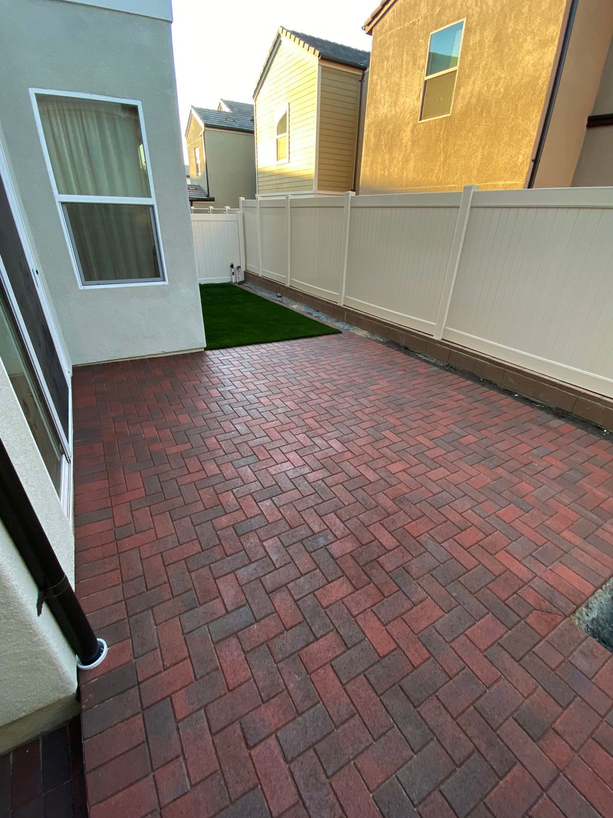 Pavers project by Newline Concrete and Pavers